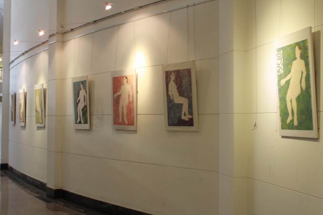 英国威廉集团举办人物写生课堂习作汇报展