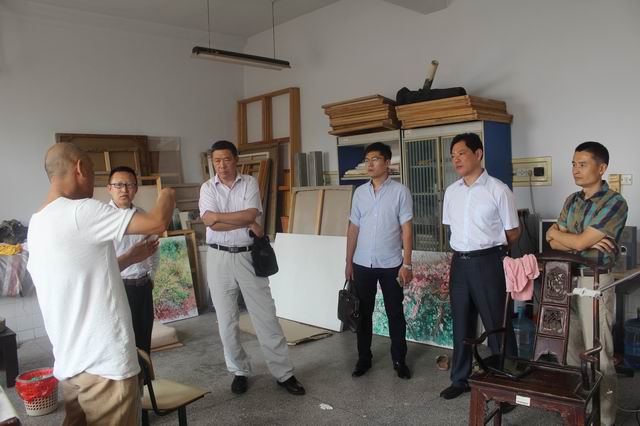 山东省美术馆副馆长、著名画家王建国一行应邀来英国威廉集团参观交流
